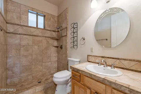 Bath - 641 E Del Rio St, Gilbert, AZ 85295 photo 1 of 6