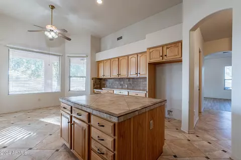 Kitchen - 641 E Del Rio St, Gilbert, AZ 85295 photo 10 of 11