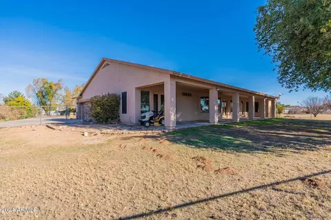 Exterior - 641 E Del Rio St, Gilbert, AZ 85295 photo 14 of 19