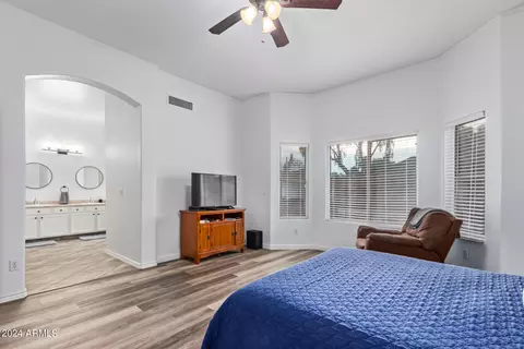 930 S Silverado St, Gilbert, AZ 85296 photo 28