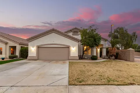 930 S Silverado St, Gilbert, AZ 85296