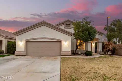 930 S Silverado St, Gilbert, AZ 85296 photo 4