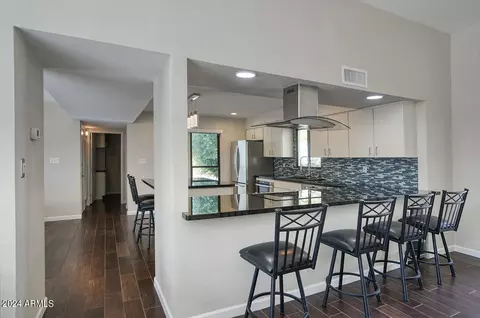 2925 E Clarendon Ave, Phoenix, AZ 85016 photo 10