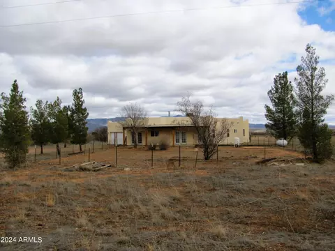 10248 E Cloudcroft Dr, Hereford, AZ 85615 photo 7