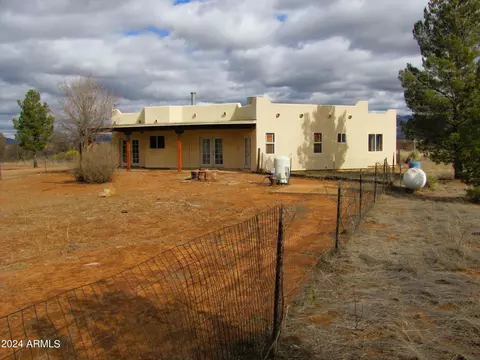 10248 E Cloudcroft Dr, Hereford, AZ 85615 photo 6