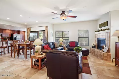 21320 N 56th St #1050, Phoenix, AZ 85054