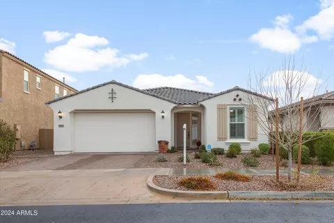 9919 E Radioactive Dr, Mesa, AZ 85212