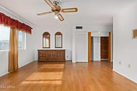 802 E South Mountain Ave, Phoenix, AZ 85042 photo 6