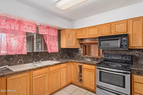 802 E South Mountain Ave, Phoenix, AZ 85042 photo 5