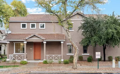 3872 E Santa Fe Ln, Gilbert, AZ 85297