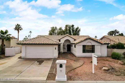 25802 S Cloverland Dr, Sun Lakes, AZ 85248