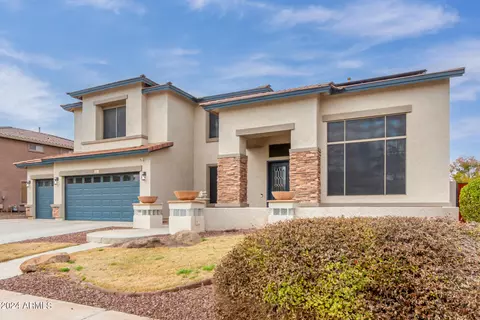 18438 W Mauna Loa Ln, Surprise, AZ 85388