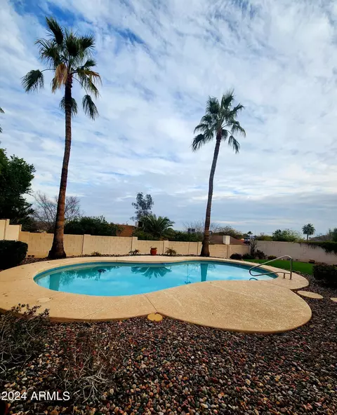 2632 E Claire Dr, Phoenix, AZ 85032 photo 2