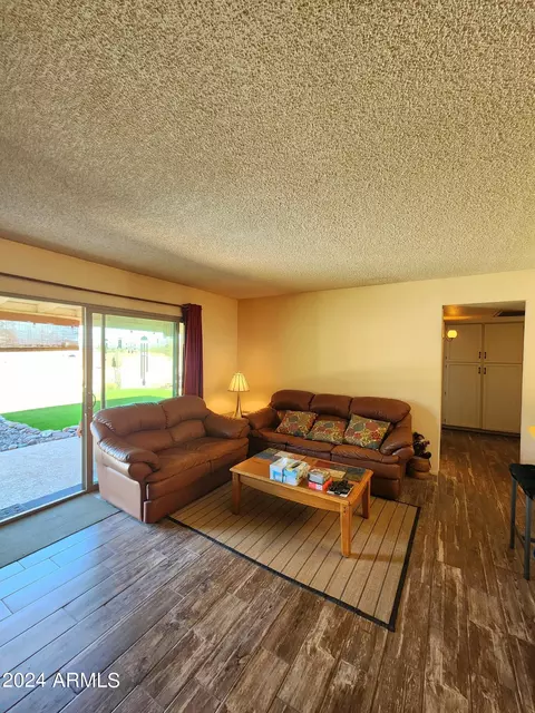 2632 E Claire Dr, Phoenix, AZ 85032 photo 5