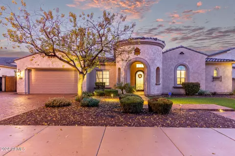 947 E Bridgeport Pkwy, Gilbert, AZ 85295