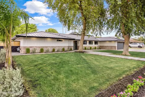 128 E Tuckey Ln, Phoenix, AZ 85012 photo 4