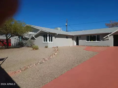 5347 N 61st Dr, Glendale, AZ 85301