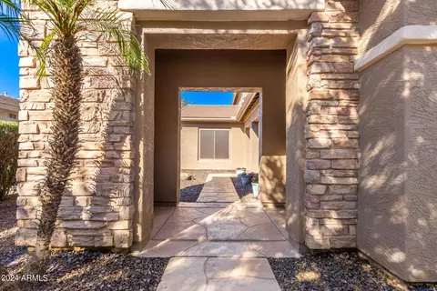 Exterior - 3128 E Ironside Ct, Gilbert, AZ 85298 photo 4 of 9