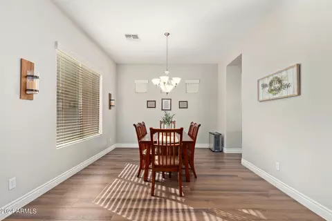 Dining - 3128 E Ironside Ct, Gilbert, AZ 85298 photo 2 of 3