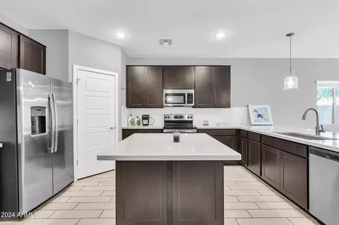 2773 E Sequoia Dr, Phoenix, AZ 85050 photo 17