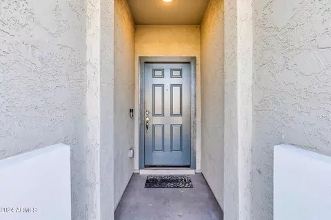 2773 E Sequoia Dr, Phoenix, AZ 85050 photo 3