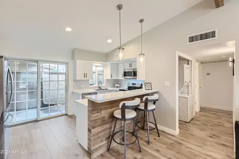 1320 E Bethany Home Rd #41, Phoenix, AZ 85014 photo 3