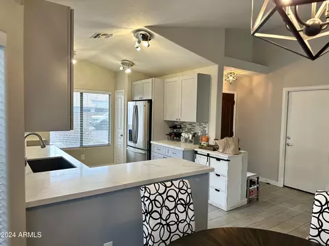 2160 E Creedance Blvd, Phoenix, AZ 85024 photo 12