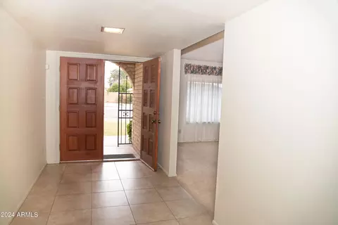 1906 E Meadow Dr, Tempe, AZ 85282 photo 7