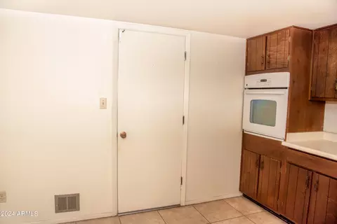 1906 E Meadow Dr, Tempe, AZ 85282 photo 13