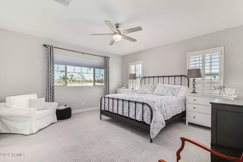 Bedroom - 240 W Fellars Dr, Phoenix, AZ 85023 photo 1 of 5