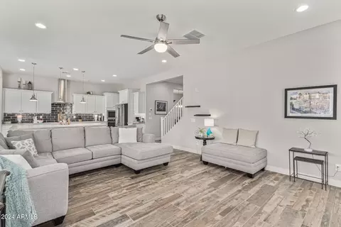 Living - 240 W Fellars Dr, Phoenix, AZ 85023 photo 2 of 9