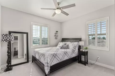 Bedroom - 240 W Fellars Dr, Phoenix, AZ 85023 photo 3 of 5