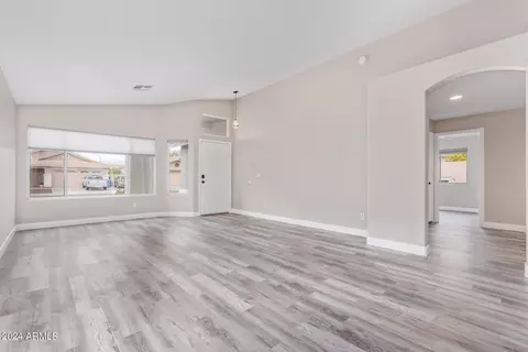 5737 E Garnet Ave, Mesa, AZ 85206 photo 7
