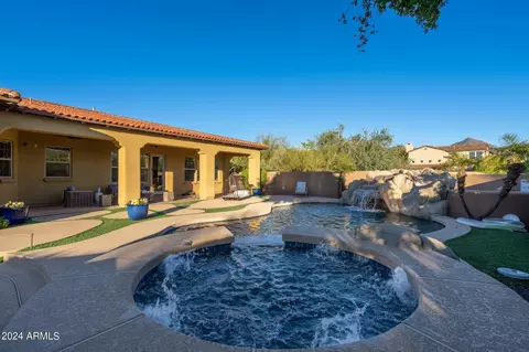 9461 E Desert Village Dr, Scottsdale, AZ 85255