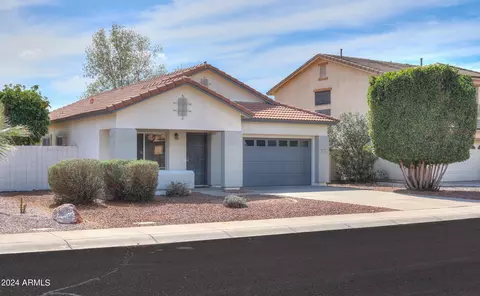 3713 E Wyatt Way, Gilbert, AZ 85297