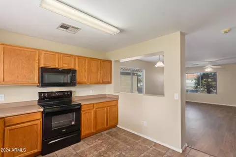1045 E Yuma Ave, Apache Junction, AZ 85119 photo 11