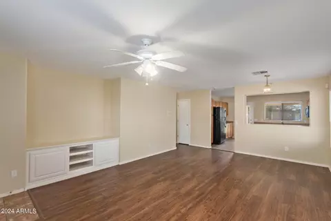 1045 E Yuma Ave, Apache Junction, AZ 85119 photo 8