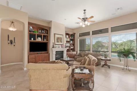 8128 E Sugarloaf Cir, Mesa, AZ 85207 photo 7