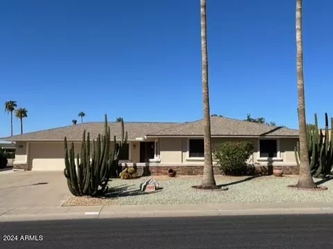 15830 N 110th Ave, Sun City, AZ 85351
