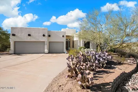 3180 N 82nd St, Mesa, AZ 85207