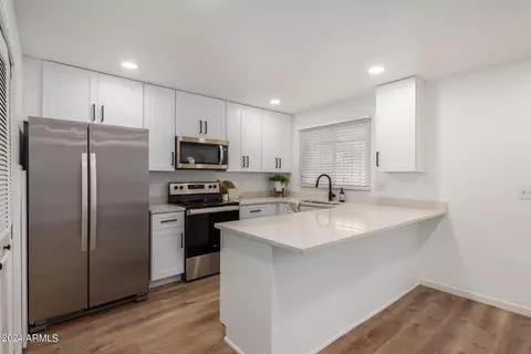 4530 N 15th Ave, Phoenix, AZ 85015 photo 25