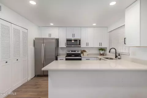 4530 N 15th Ave, Phoenix, AZ 85015 photo 26