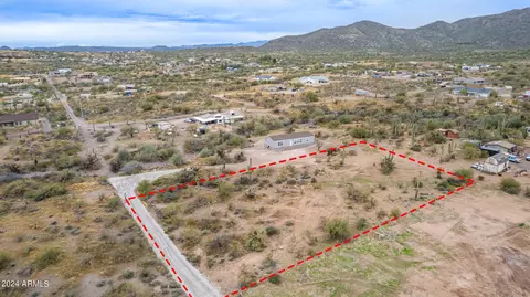 2 W Nn W County Rd #-, New River, AZ 85087