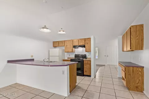 1647 E Beverly Ln, Phoenix, AZ 85022 photo 19