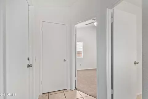 1647 E Beverly Ln, Phoenix, AZ 85022 photo 28