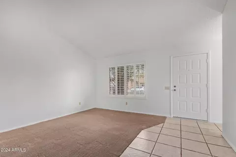 1647 E Beverly Ln, Phoenix, AZ 85022 photo 7