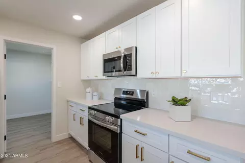 1006 E Julie Dr, Tempe, AZ 85283 photo 17