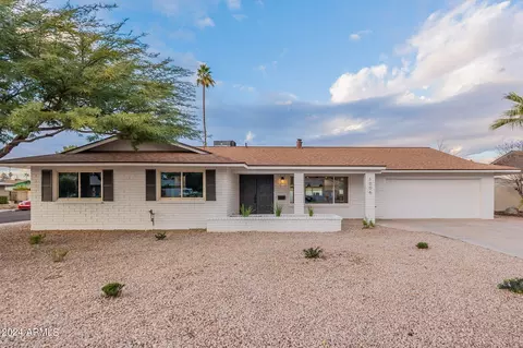 1006 E Julie Dr, Tempe, AZ 85283