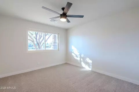 1006 E Julie Dr, Tempe, AZ 85283 photo 28
