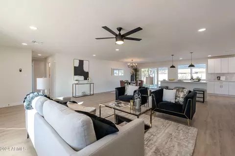 1006 E Julie Dr, Tempe, AZ 85283 photo 9